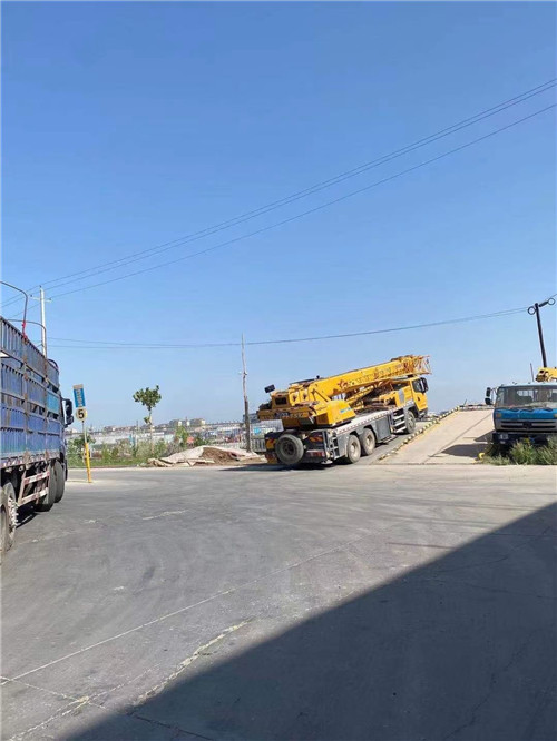 广州市25吨吊车的租赁价格大概是多少？